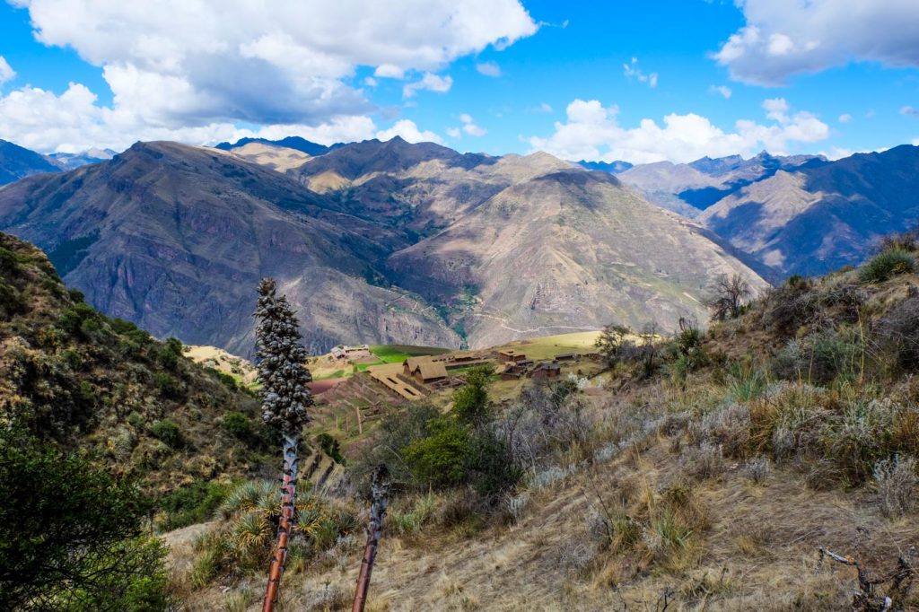 Hiking to Huchuy Qosqo, Sacred Valley of the Incas